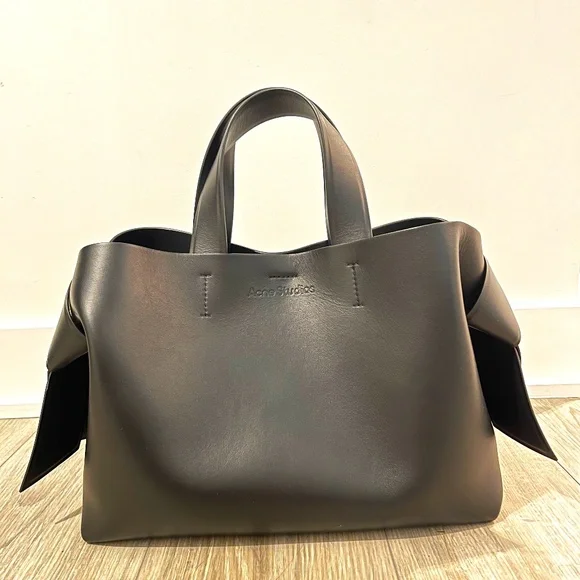 Acne Studios | Bags | Acne Studios Musubi Midi Tote Black Acne Studios | Bags | Acne Studios Musubi Midi Tote Black